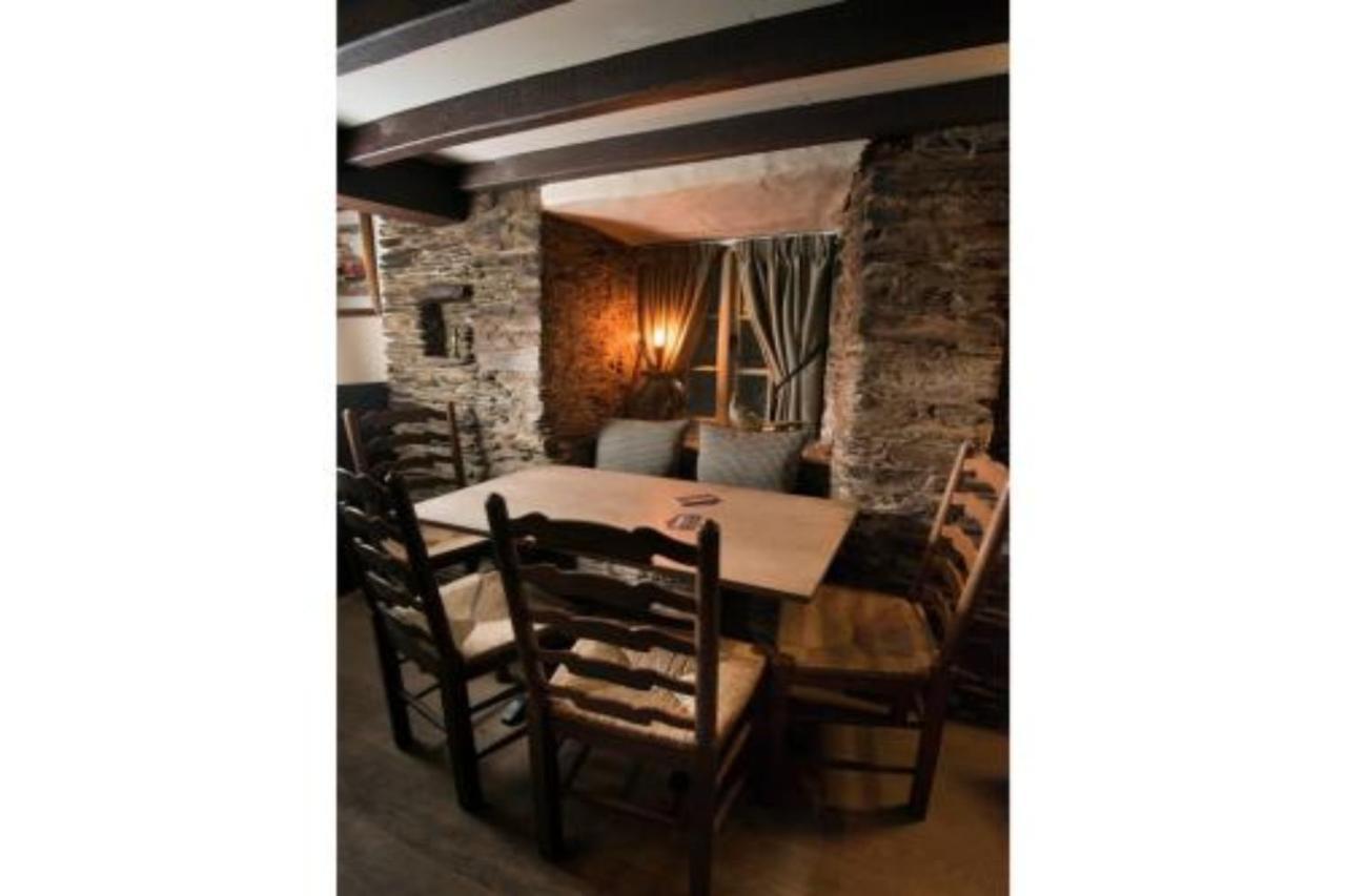 The Dolphin Inn Kingsbridge  Extérieur photo