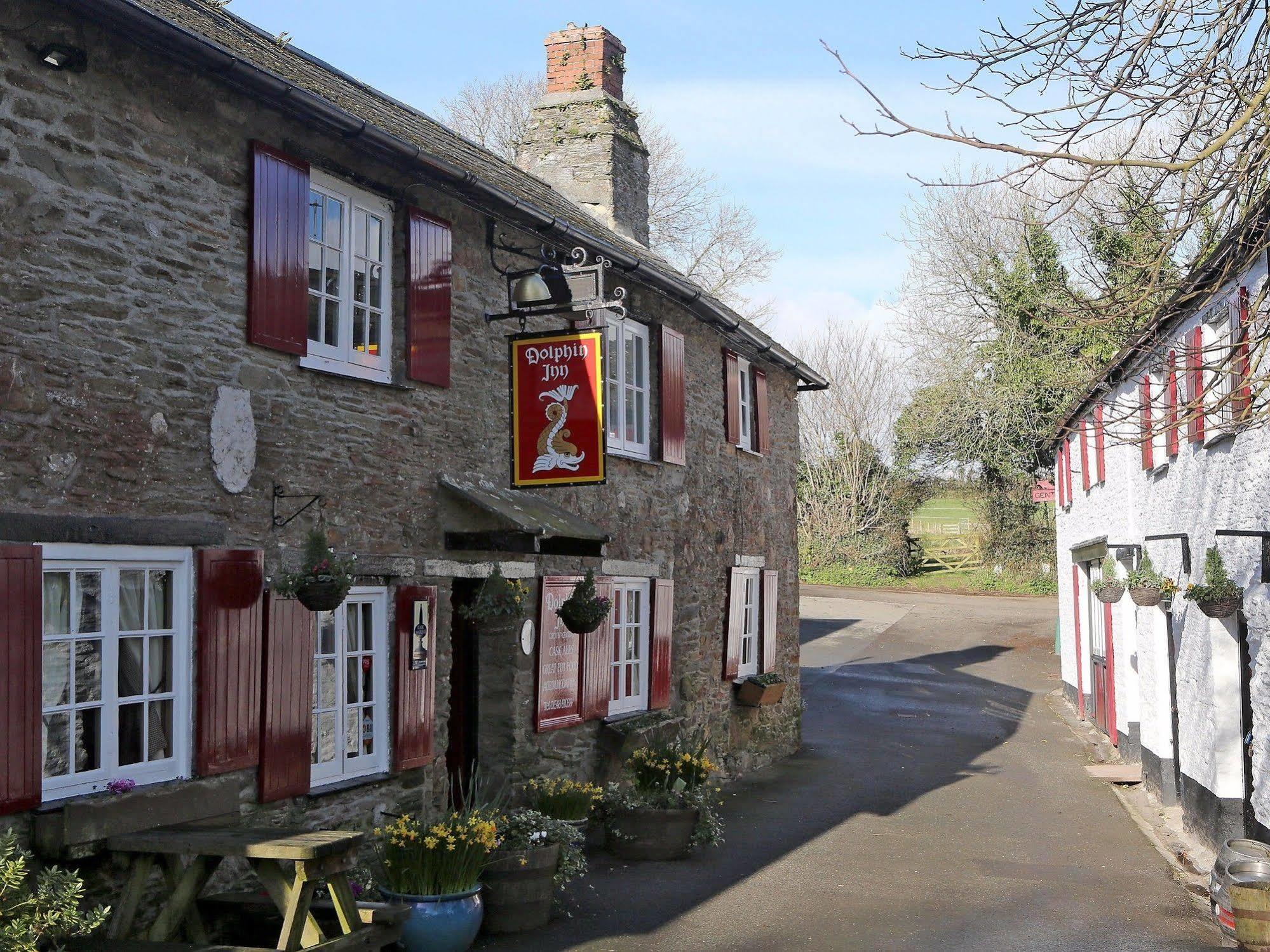 The Dolphin Inn Kingsbridge  Extérieur photo