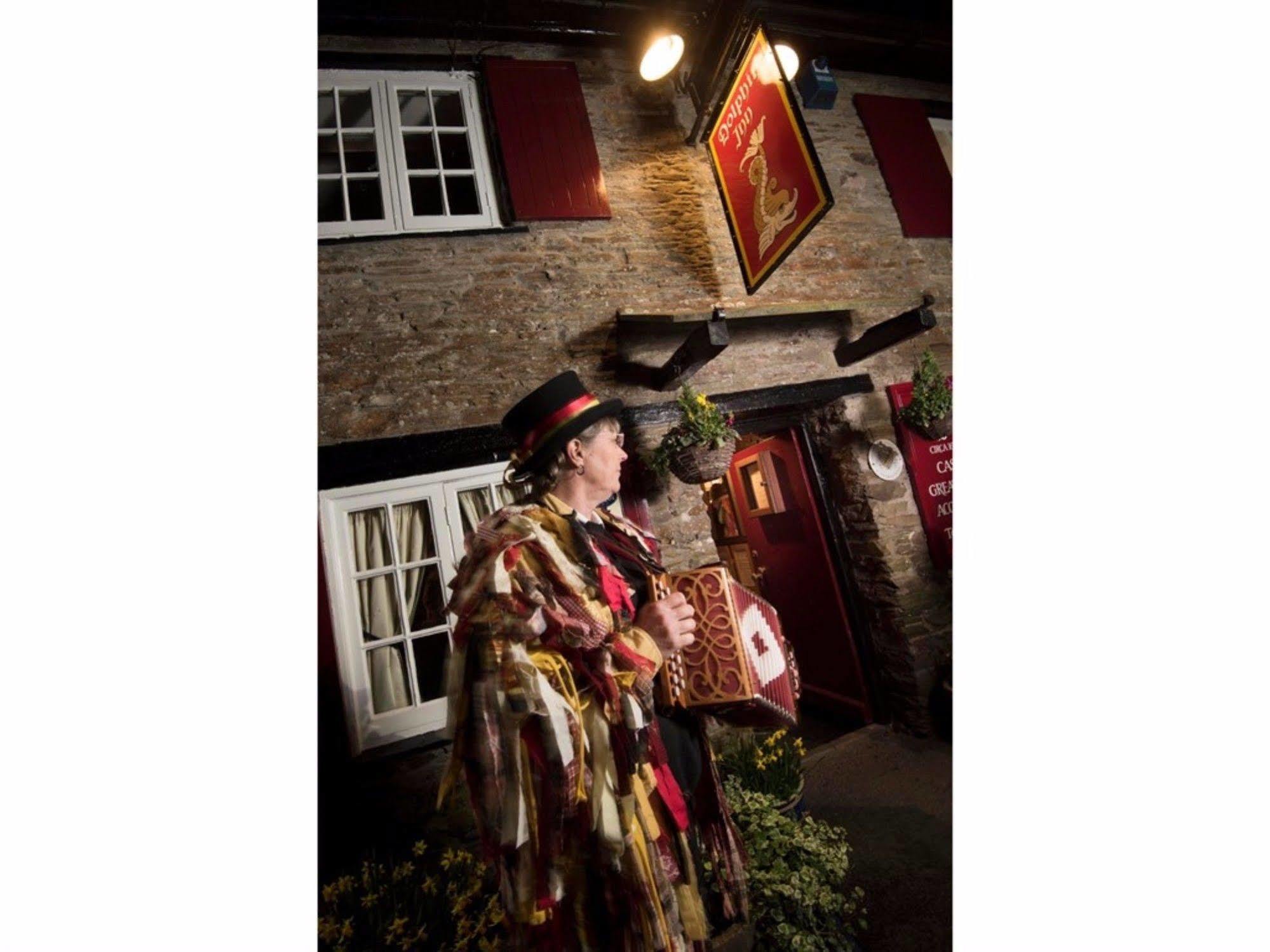 The Dolphin Inn Kingsbridge  Extérieur photo