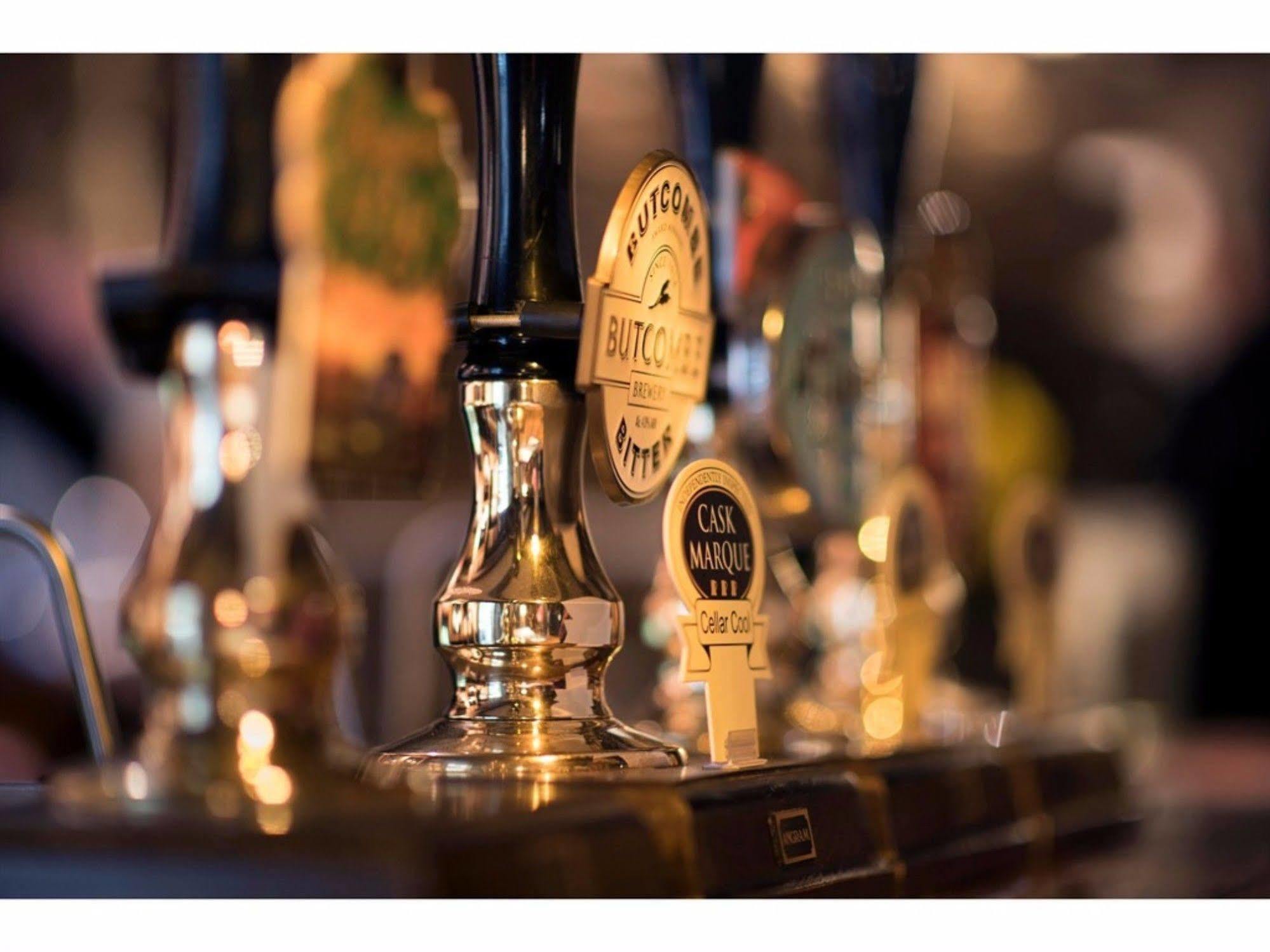 The Dolphin Inn Kingsbridge  Extérieur photo